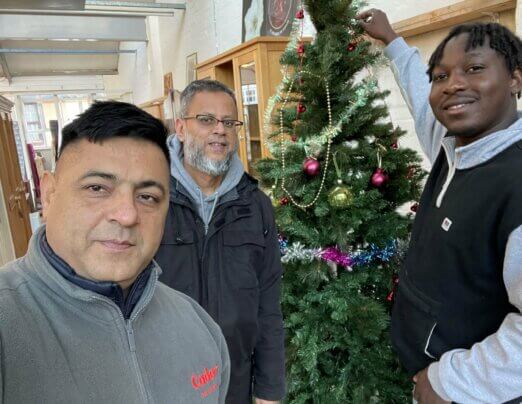 Cadent volunteers help spread Christmas cheer