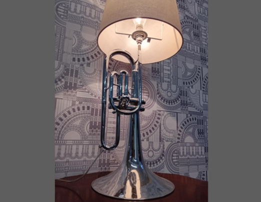Resident at Sussex Emmaus transforms unwanted items into unique lights